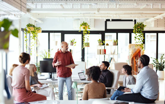 Retirement Coach vs Financial Planner: What's the Difference?